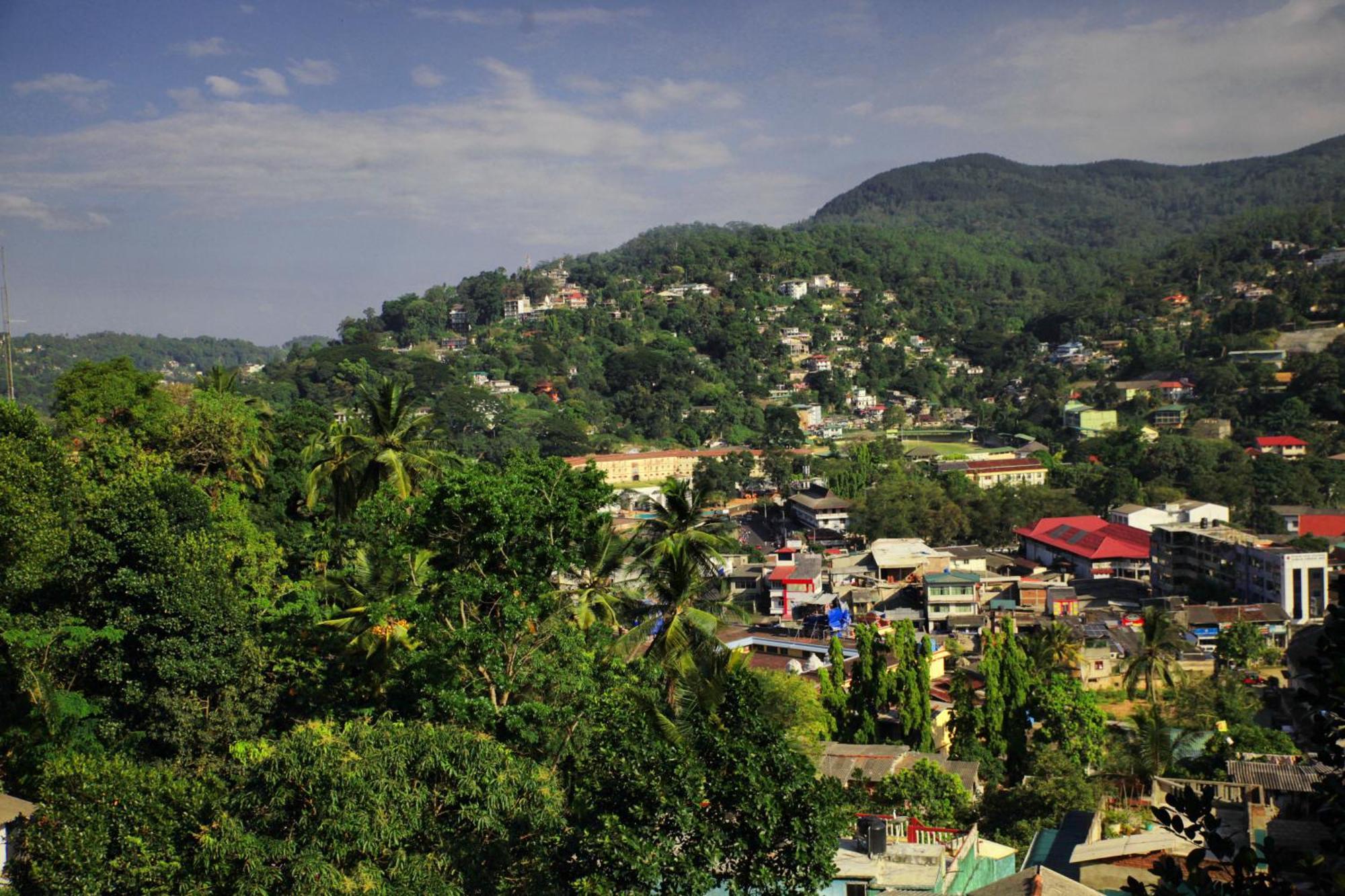 Serenity Hill Oasis Hotel Kandy Ngoại thất bức ảnh