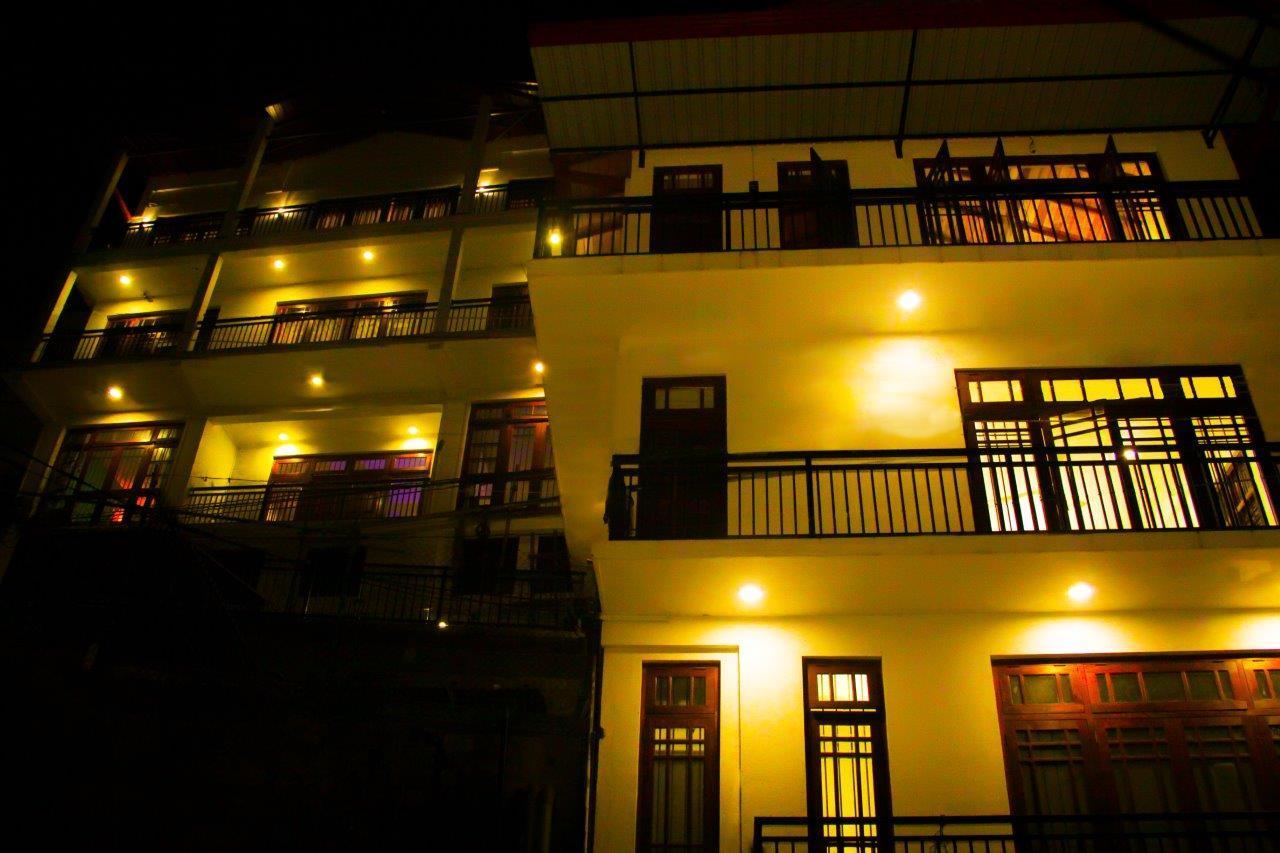 Serenity Hill Oasis Hotel Kandy Ngoại thất bức ảnh